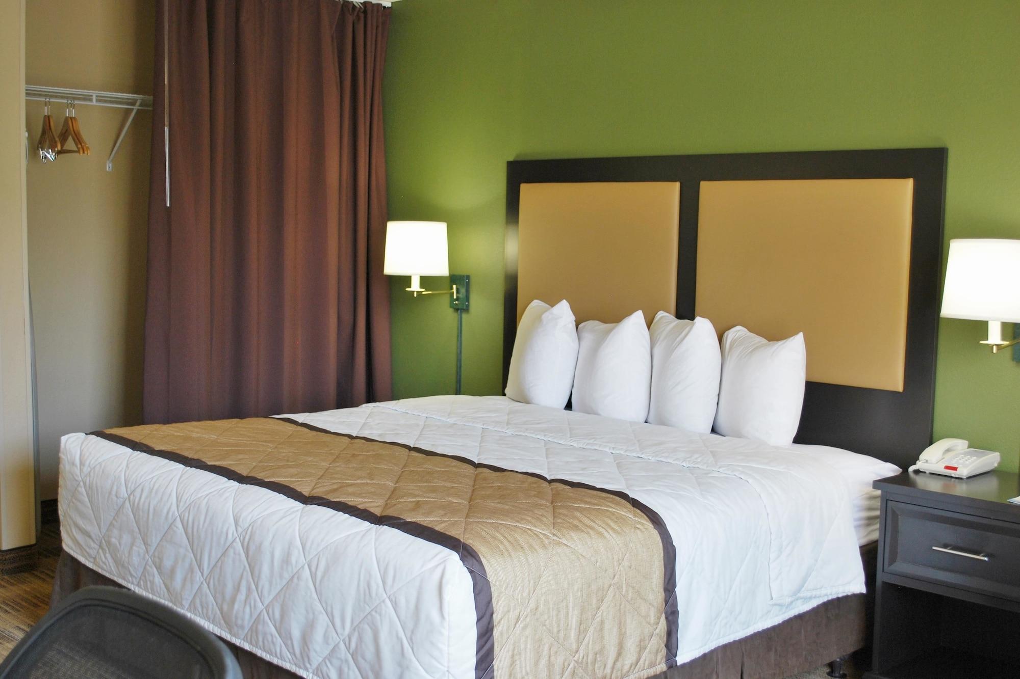 Extended Stay America Select Suites - Chicago - Naperville - East Экстерьер фото