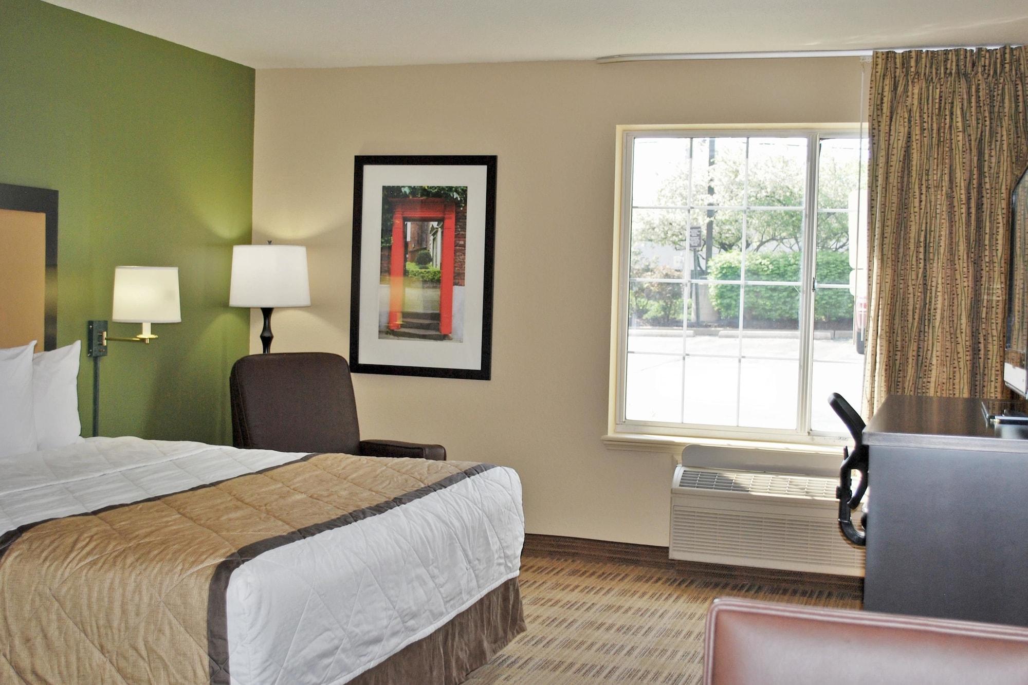 Extended Stay America Select Suites - Chicago - Naperville - East Экстерьер фото