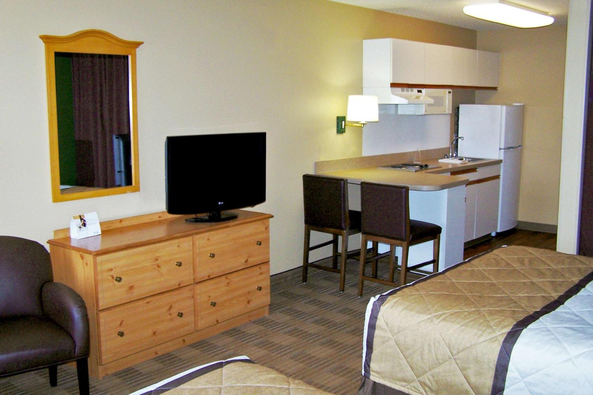 Extended Stay America Select Suites - Chicago - Naperville - East Экстерьер фото